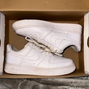 Nike Airforce 1’s womens size 7